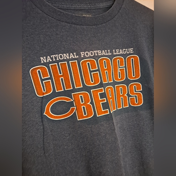 NFL FOOTBALL Chicago Bears short sleeve tshirt, large - Picture 2 of 3